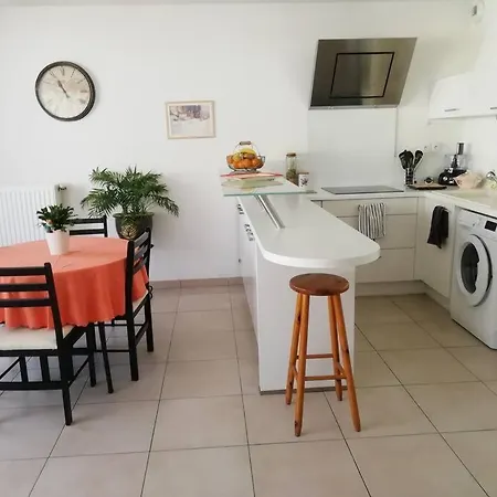 L'arago Apartment *